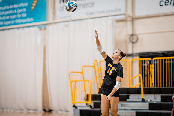 VB vs UW STOUT-1-33
