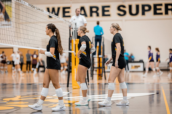 VB vs UW STOUT-1-31