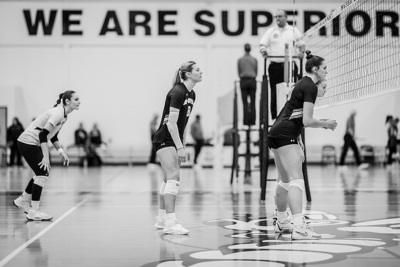 VB vs UW STOUT-1-142