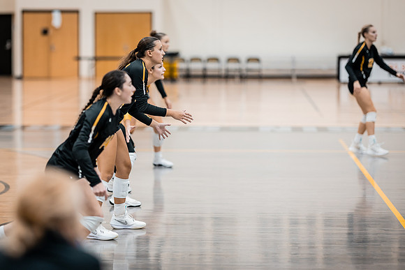 UWS VB vs CSS-1-210