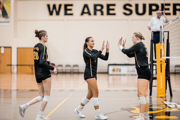 UWS VB vs CSS-1-229