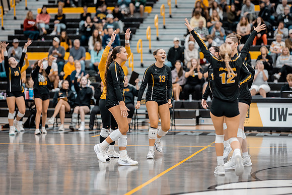 UWS VB vs CSS-1-176