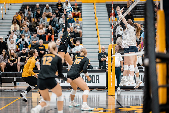 UWS VB vs CSS-1-189