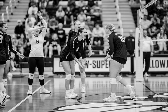 UWS VB vs CSS-1-40