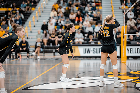 UWS VB vs CSS-1-174