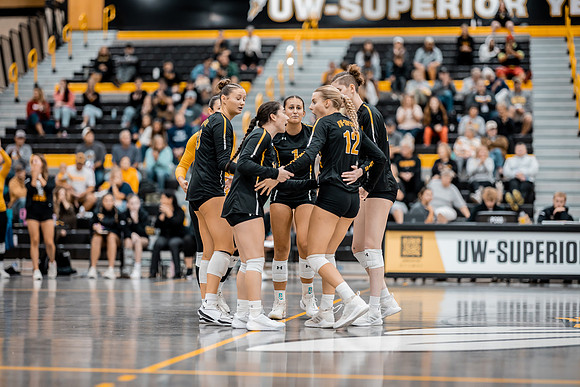 UWS VB vs CSS-1-82
