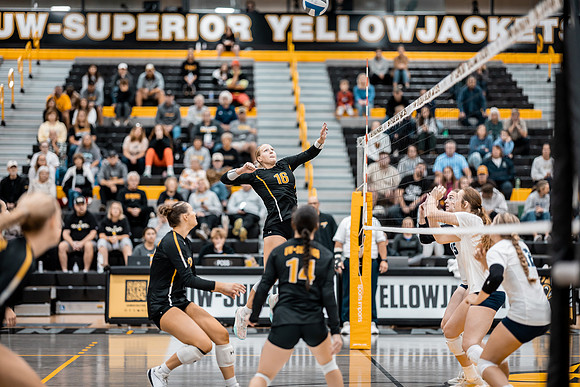 UWS VB vs CSS-1-32