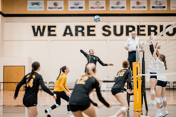 UWS VB vs CSS-1-273
