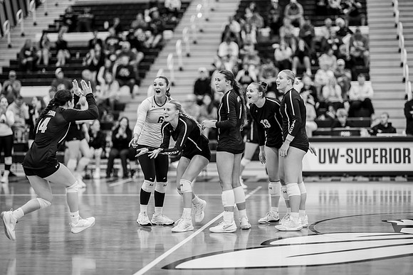 UWS VB vs CSS-1-114