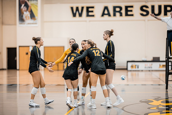 UWS VB vs CSS-1-274