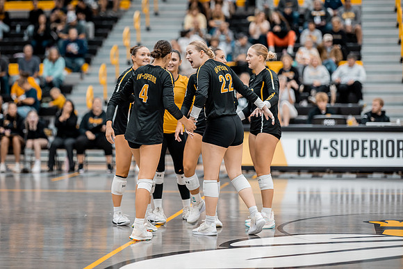 UWS VB vs CSS-1-132