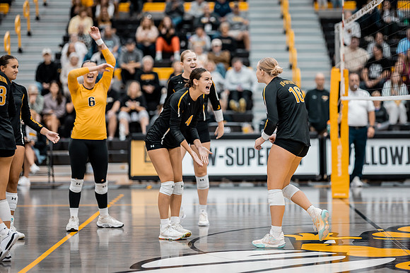 UWS VB vs CSS-1-39