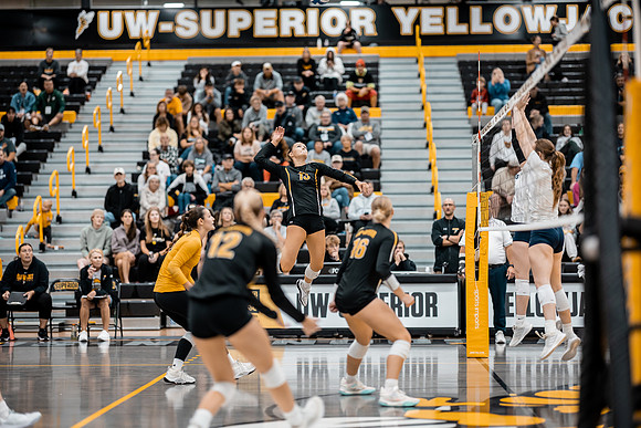 UWS VB vs CSS-1-187