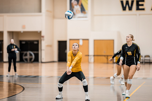 UWS VB vs CSS-1-225