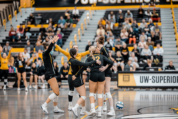 UWS VB vs CSS-1-67