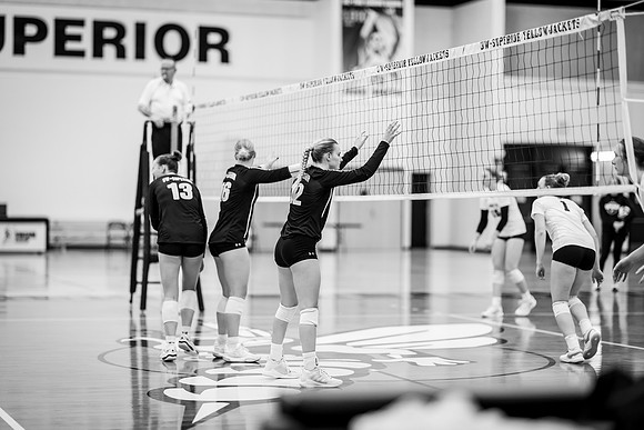 UWS VB vs CSS-1-220