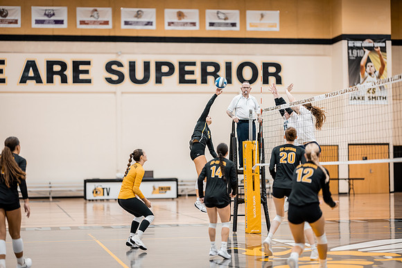 UWS VB vs CSS-1-218