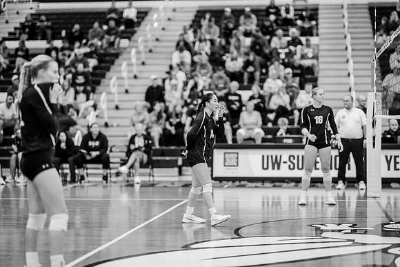 UWS VB vs CSS-1-194