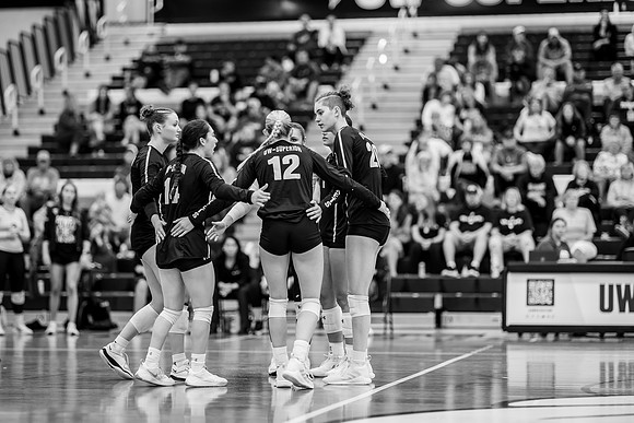 UWS VB vs CSS-1-77