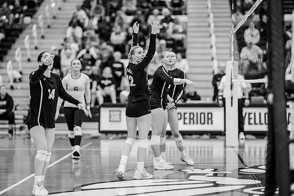 UWS VB vs CSS-1-196