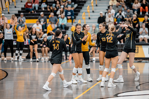 UWS VB vs CSS-1-154