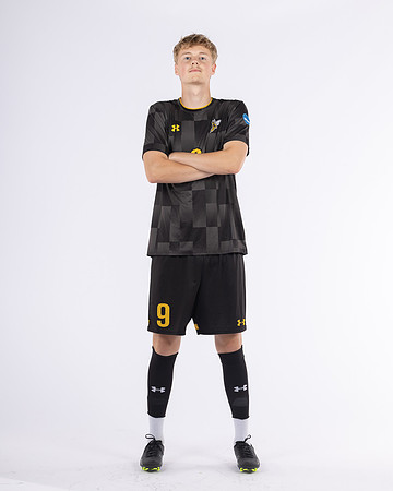 9 Taylor Moore Black 1