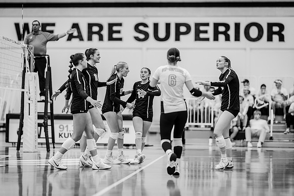UWS VB vs. CSS-122