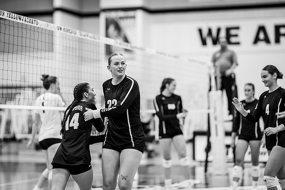 UWS VB vs. CSS-294