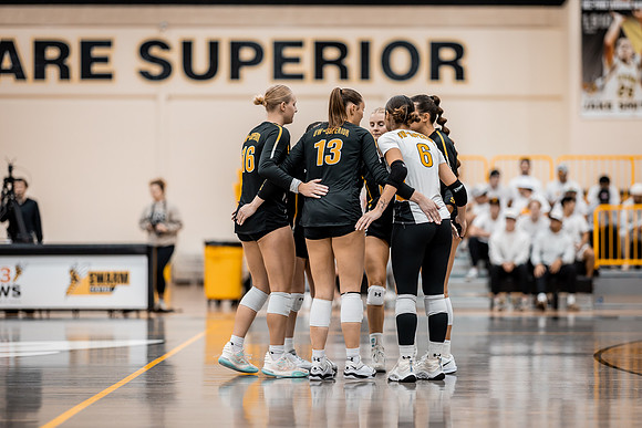 UWS VB vs. CSS-64
