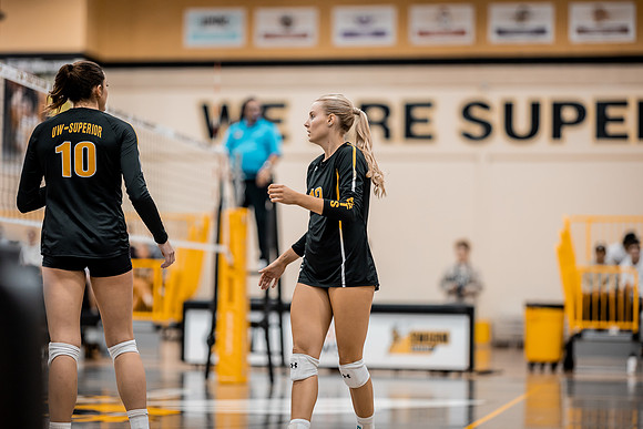 UWS VB vs. CSS-124