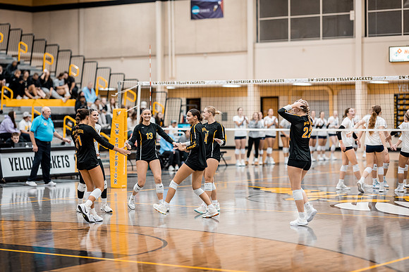 UWS VB vs. CSS-325