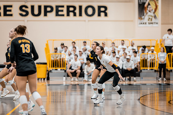 UWS VB vs. CSS-156