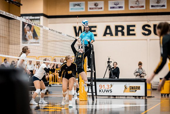 UWS VB vs. CSS-143