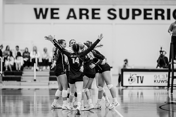UWS VB vs. CSS-219