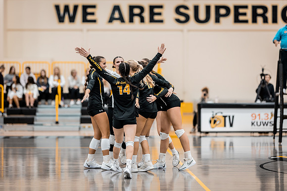 UWS VB vs. CSS-199