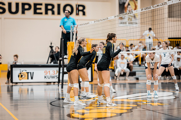 UWS VB vs. CSS-207