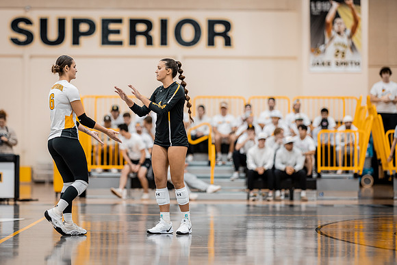 UWS VB vs. CSS-82