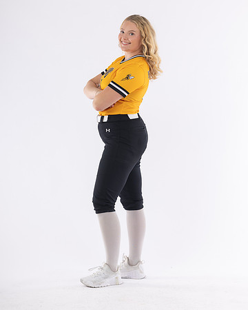 8 Hanna Hovland Yellow 17