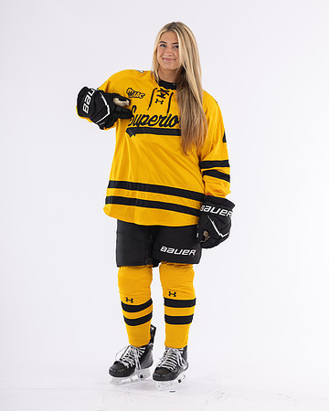 4 Veda Roeske Y 10
