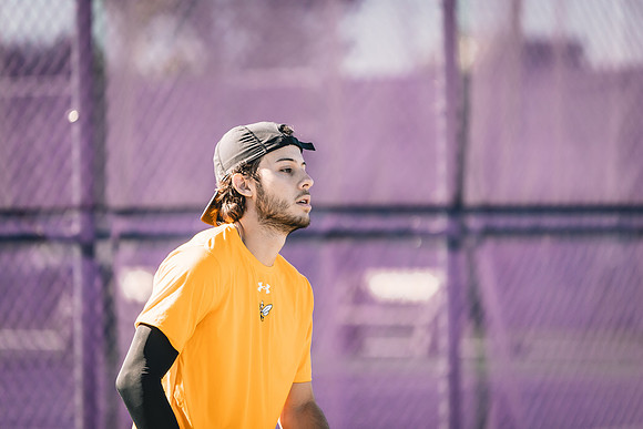 Tennis vs Mac - LUDWIG