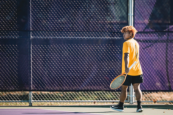Tennis vs Mac-84