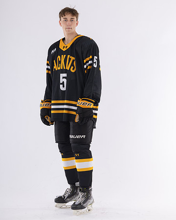 5 Jarek Caspersen Black 9