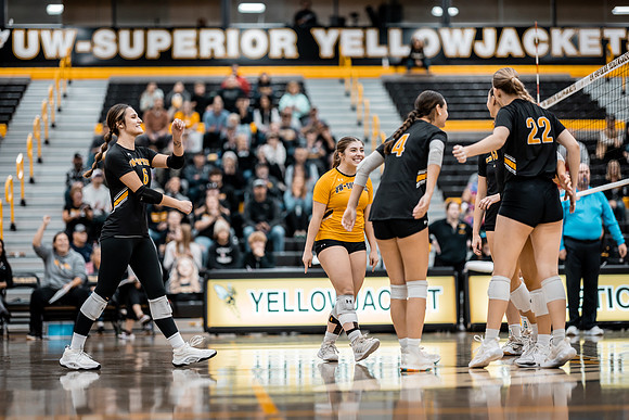 UWS VB vs. NCU -1-10