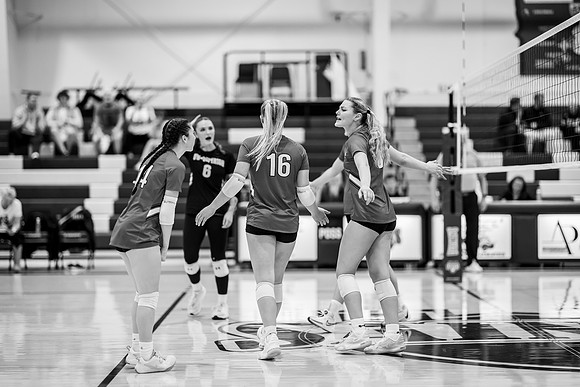 UWS VB vs CSS_-111