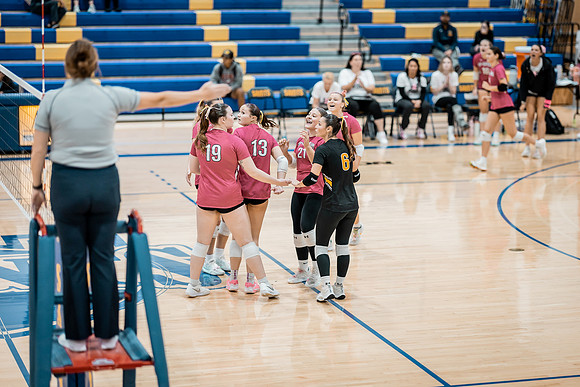UWS VB vs CSS_-129