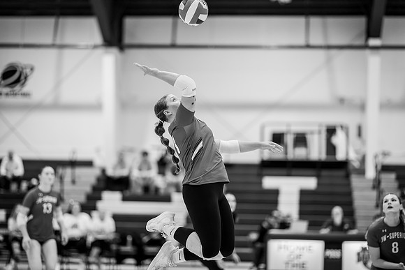 UWS VB vs CSS_-38