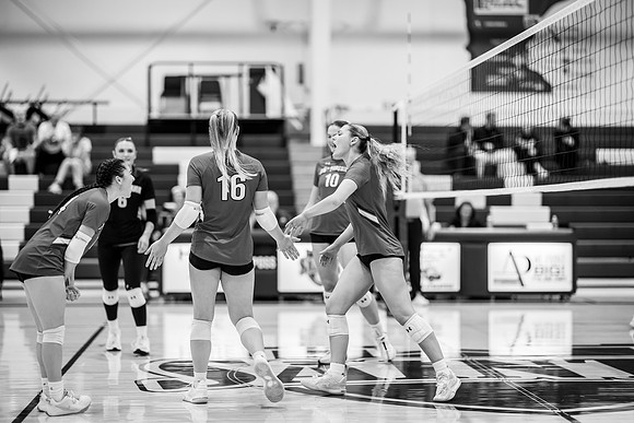 UWS VB vs CSS_-109