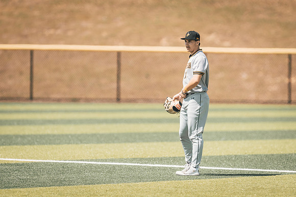 UWS BSB vs Greenville-1-102