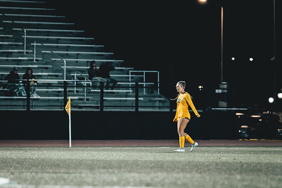 UWS WSOC vs MAC_-48