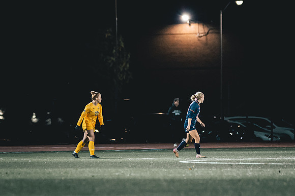 UWS WSOC vs MAC_-74